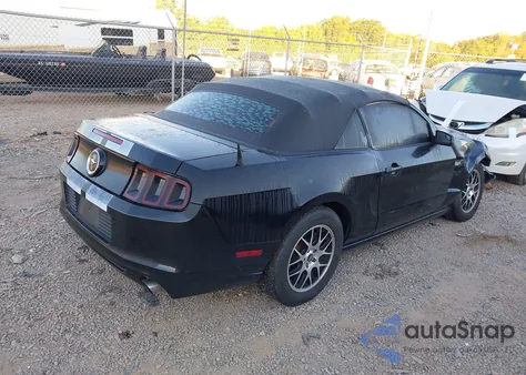 2014 Ford Mustang V6 from USA, damaged, VIN 1ZVBP8EM5E5297207